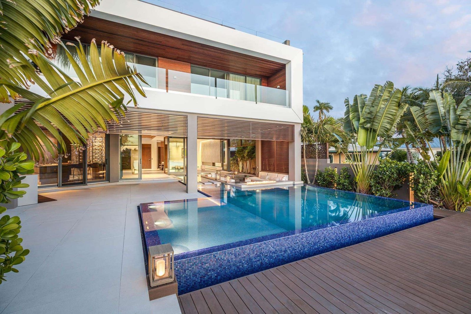 Luxury infinity pool installation in South Florida